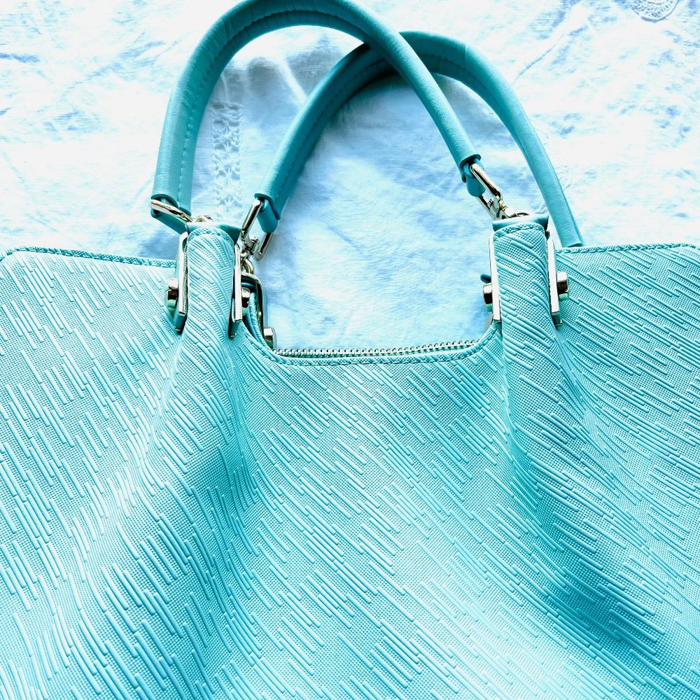 ClioBorn Turquoise Vegan Leather Tote Bag – Brand New